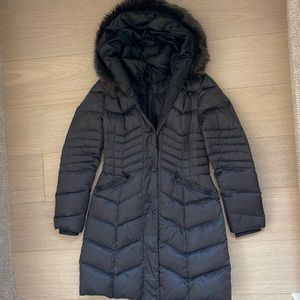 Grey winter coat in excellent condition!